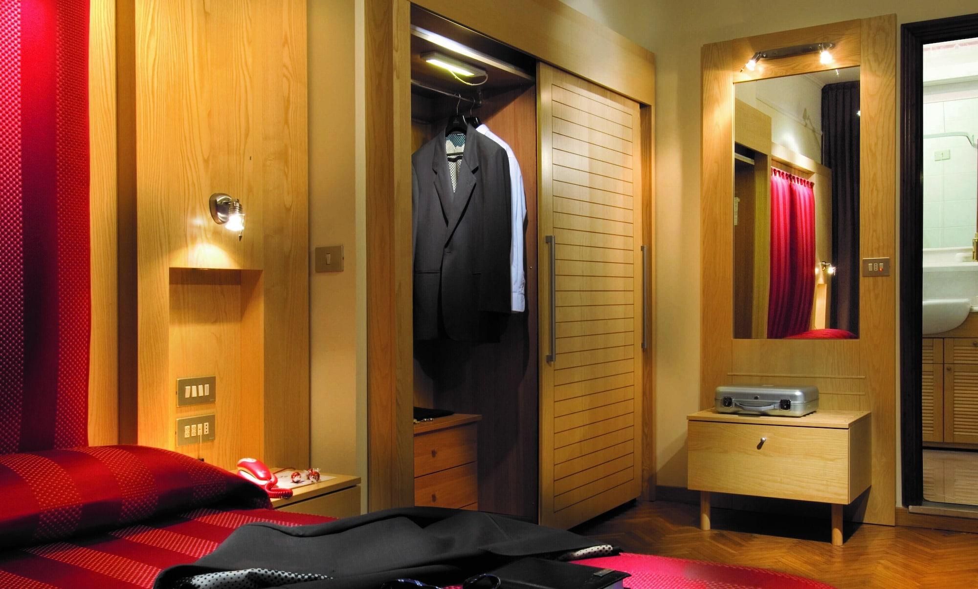 Hotel Abner'S ริชชิโอเน ภายนอก รูปภาพ