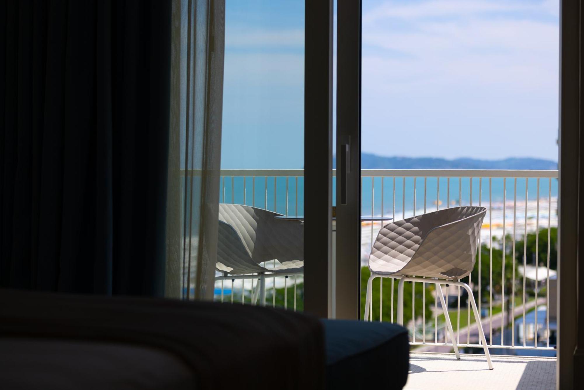 Hotel Abner'S ริชชิโอเน ภายนอก รูปภาพ